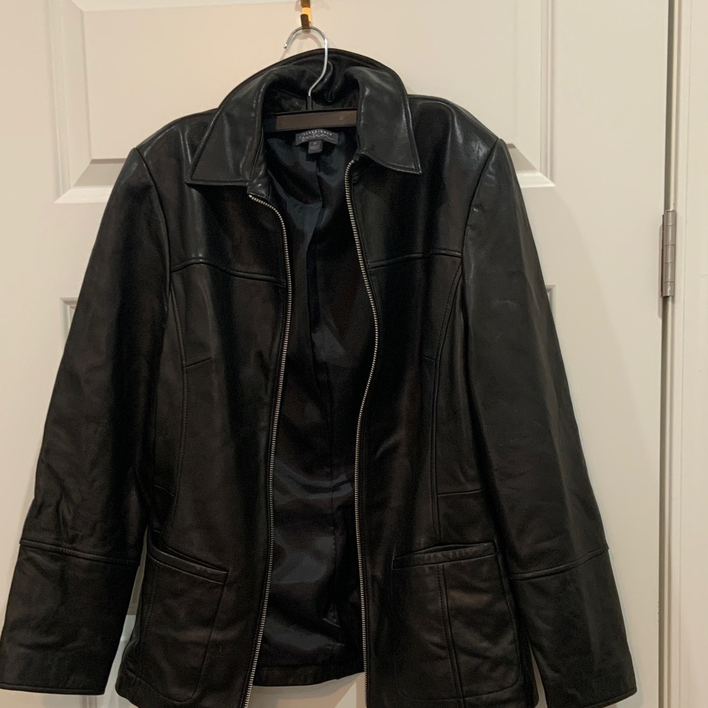 Classiques Entier Elegant Black Leather Jacket